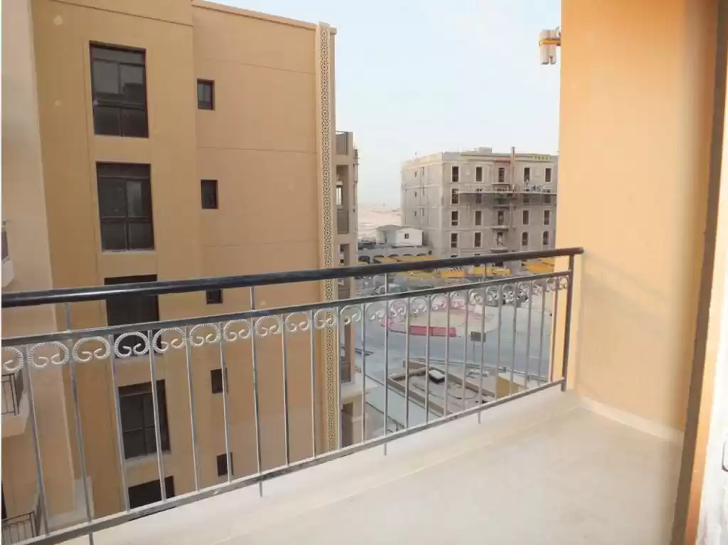 سكني عقار جاهز 2 غرف  غير مفروش شقة  للبيع في السد , الدوحة #8172 - 1  صورة 